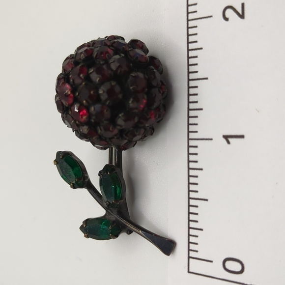 Warner Vintage Cherry Brooch Pin Japanned Rhinestone Black Back Fruit 3D Red - Picture 4 of 15